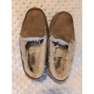 UGG Fleece Lined Women's Size 5 Bedroom Slip On Shoes Rubber Bottom Brown Suede